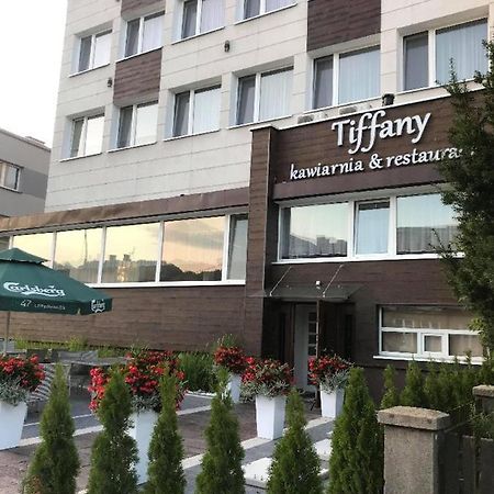 Hotel Tiffany نوفي مياستو لوبافسكي المظهر الخارجي الصورة