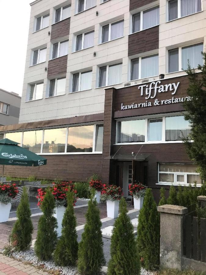 Hotel Tiffany نوفي مياستو لوبافسكي المظهر الخارجي الصورة