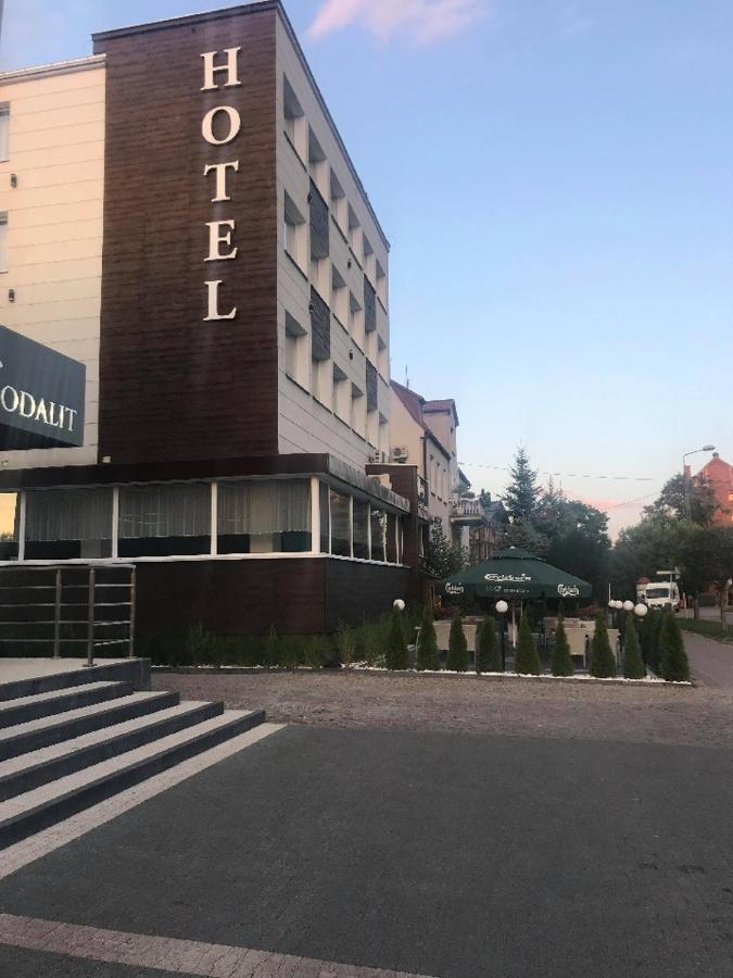 Hotel Tiffany نوفي مياستو لوبافسكي المظهر الخارجي الصورة